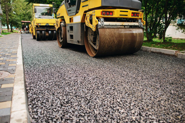 Best Driveway Paving Contractor  in Hortonville, WI